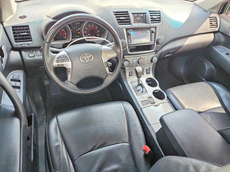 Photo 8 from auction – 2013 TOYOTA HIGHLANDER with VIN 5TDZK3EHXDS112812