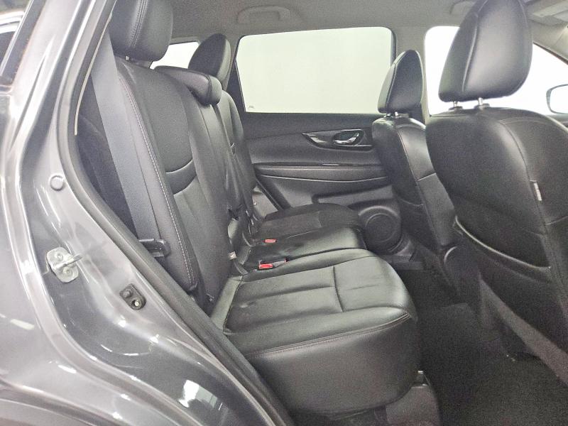 Photo 10 from auction – 2018 NISSAN ROGUE with VIN 5N1AT2MV3JC728937