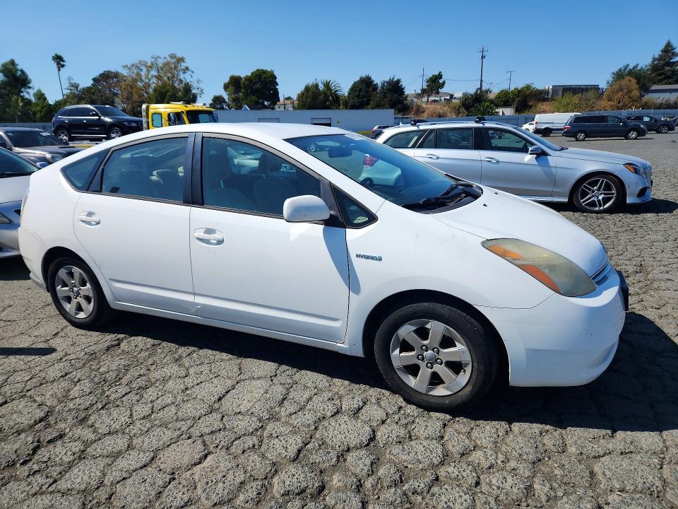 Photo 4 from auction – 2006 TOYOTA PRIUS with VIN JTDKB22U567525487
