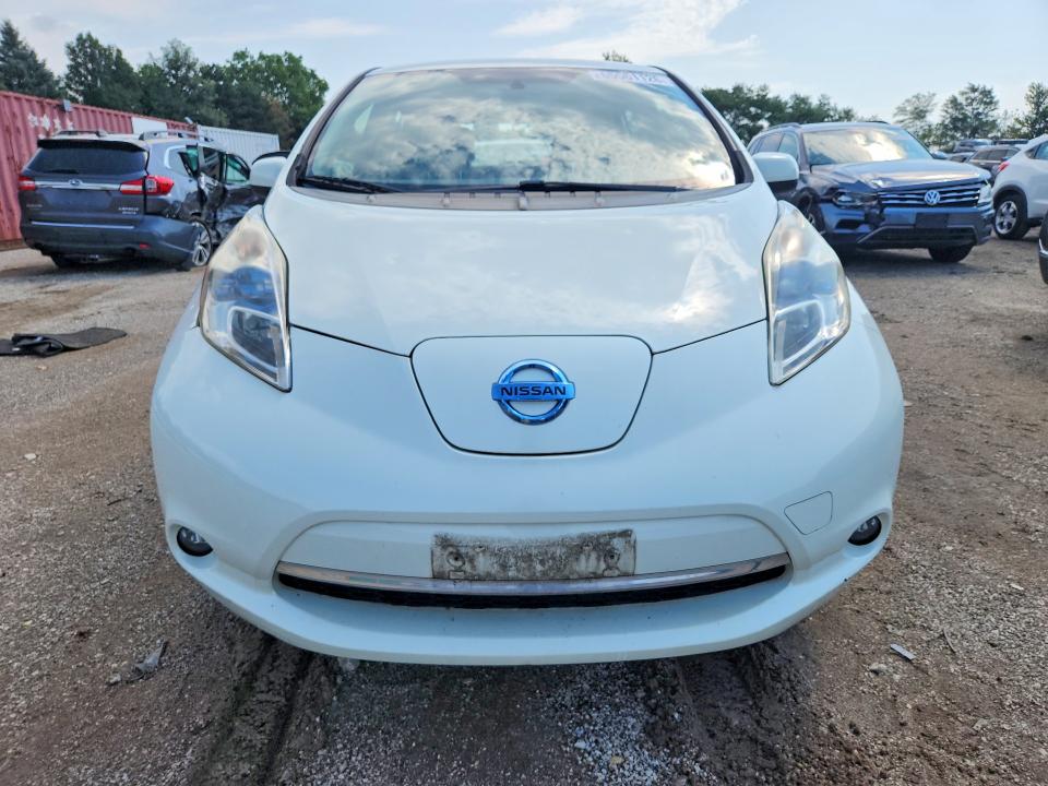 Photo 5 from auction – 2012 NISSAN LEAF with VIN JN1AZ0CP2CT023286