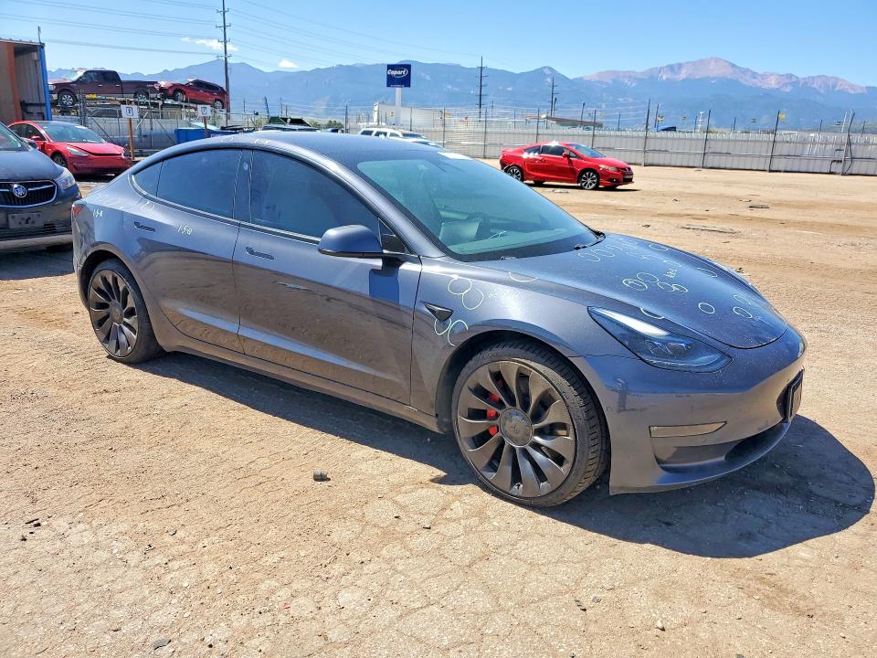 Фото 4 с аукциона – 2021 TESLA MODEL 3 с VIN 5YJ3E1EC0MF061170
