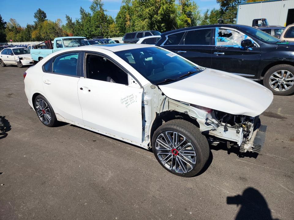 Photo 4 from auction – 2021 KIA FORTE with VIN 3KPF44AC1ME409362