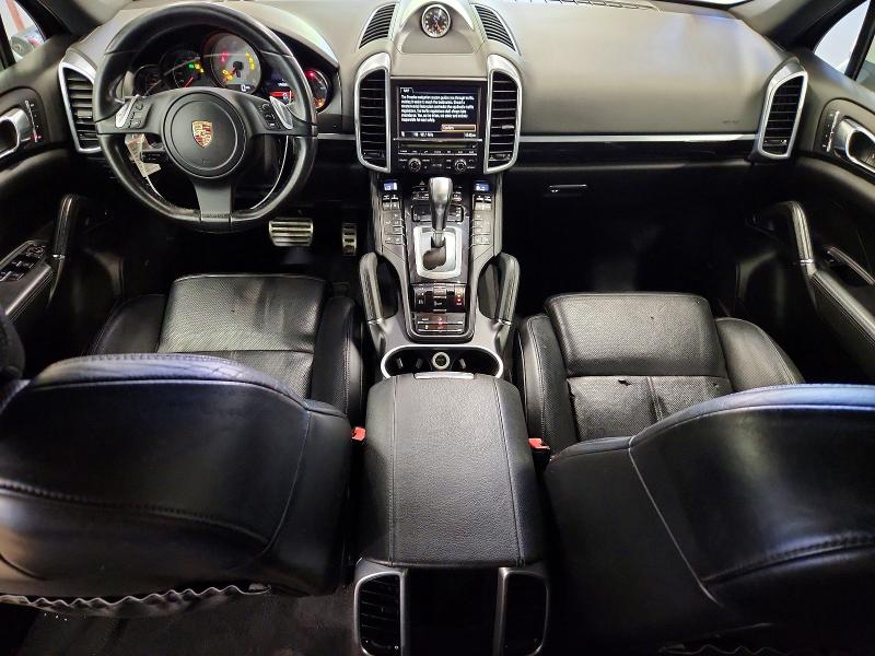 صورة رقم 8 من المزاد - 2012 PORSCHE CAYENNE مع VIN WP1AB2A23CLA44859