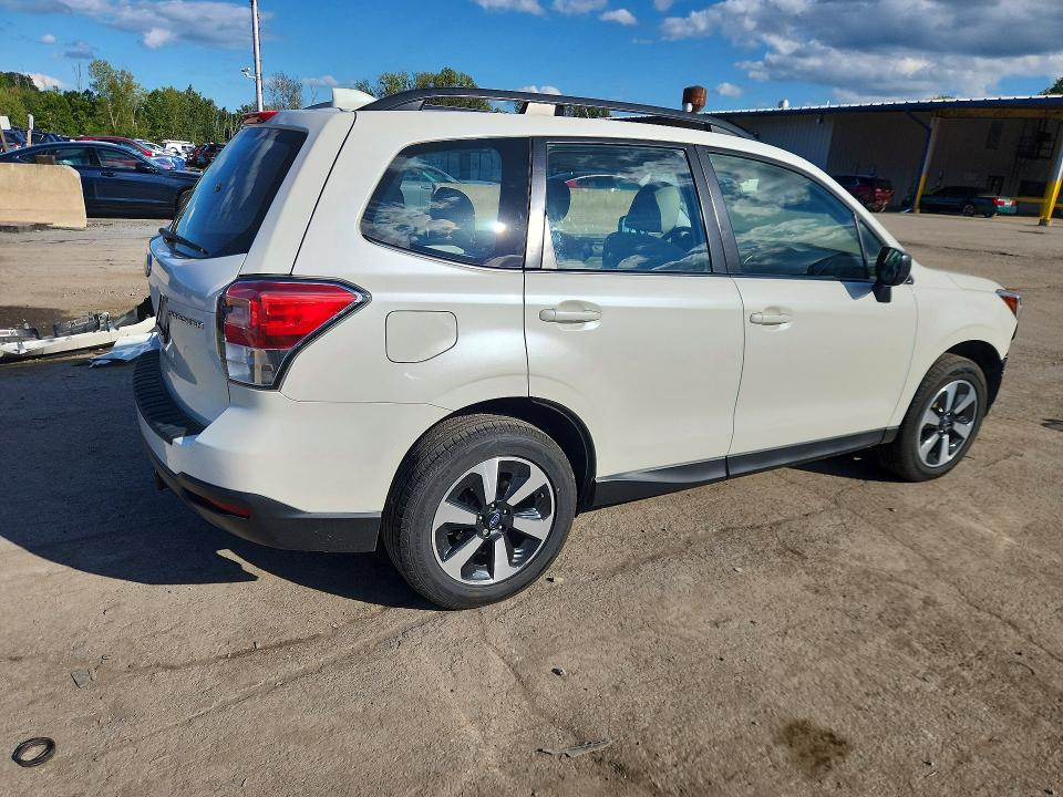 صورة رقم 3 من المزاد - 2018 SUBARU FORESTER مع VIN JF2SJABC6JH530738