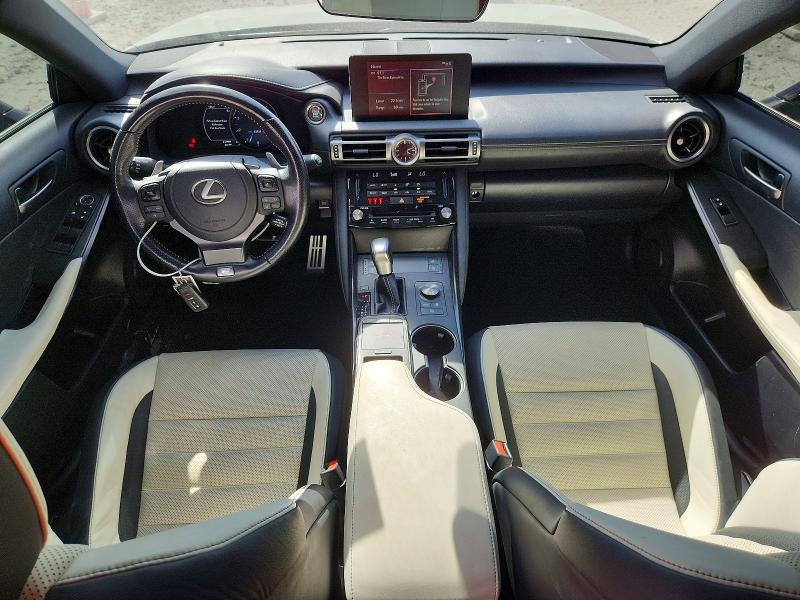 Photo 8 from auction – 2021 LEXUS IS with VIN JTHGZ1B28M5039581