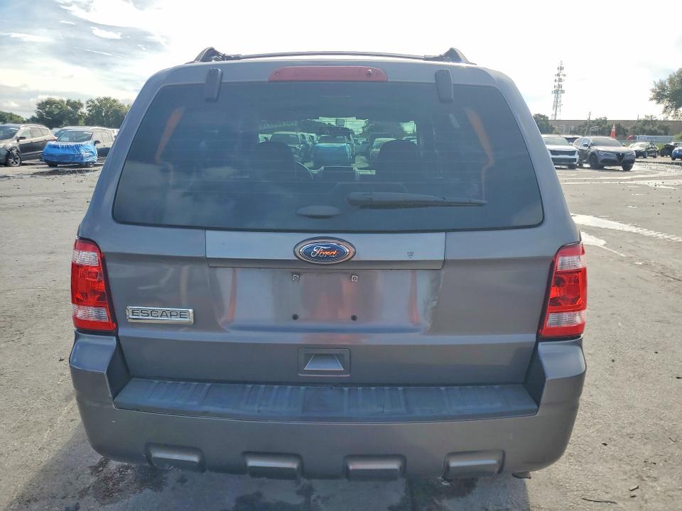 Photo 6 from auction – 2012 FORD ESCAPE with VIN 1FMCU0C77CKC52150