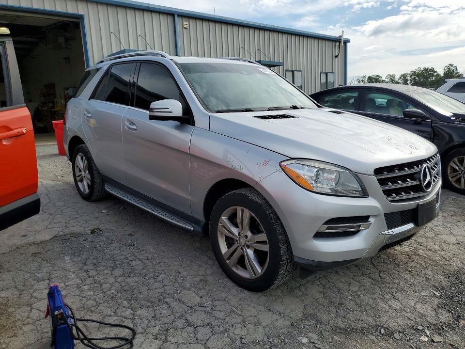 Photo 4 from auction – 2014 MERCEDES-BENZ ML with VIN 4JGDA5HBXEA300188