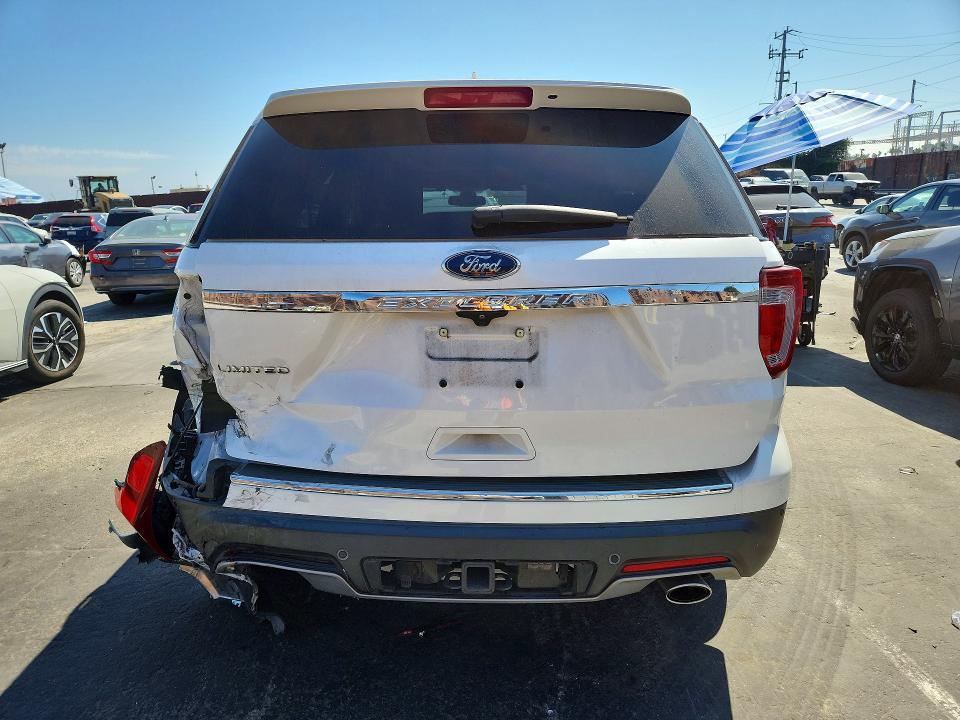 Снимка 6 от търг – 2018 FORD EXPLORER с VIN 1FM5K7F86JGB44243