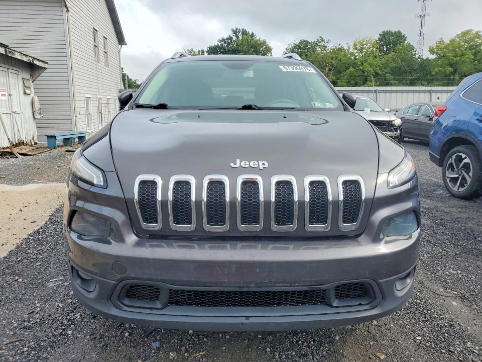 Photo 5 from auction – 2014 JEEP CHEROKEE with VIN 1C4PJMCS9EW221018