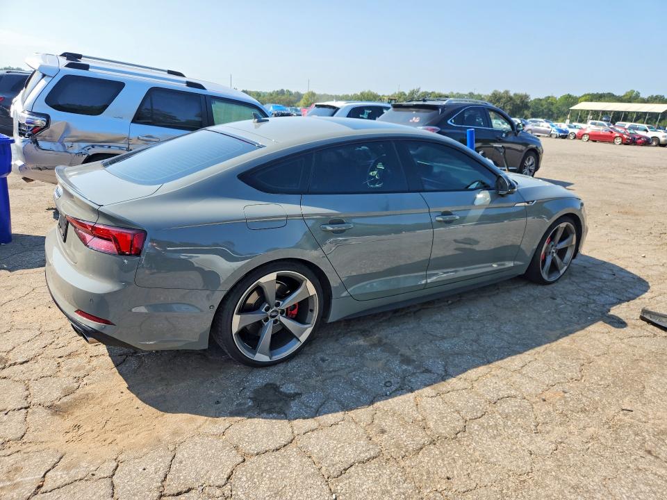 Снимка 3 от търг – 2019 AUDI S5 с VIN WAUC4CF59KA068314