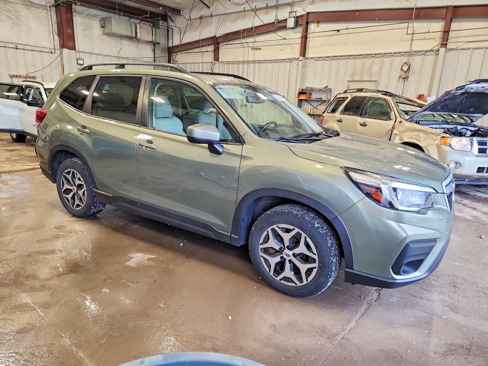 Photo 4 from auction – 2020 SUBARU FORESTER with VIN JF2SKAJC5LH519375