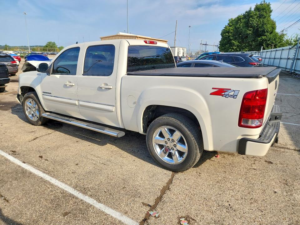 Photo 2 from auction – 2013 GMC SIERRA with VIN 3GTP2WE79DG305192