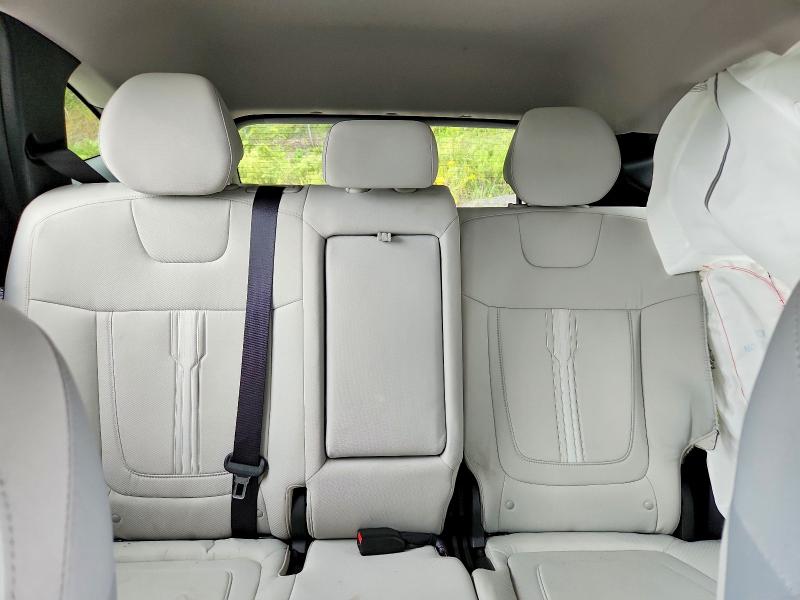 Снимка 10 от търг – 2025 HYUNDAI TUCSON с VIN 5NMJBCDE7SH544715