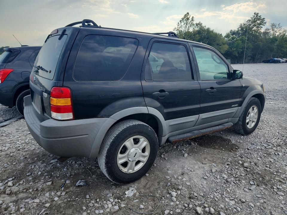 Photo 3 from auction – 2001 FORD ESCAPE with VIN 1FMYU03111KA98372