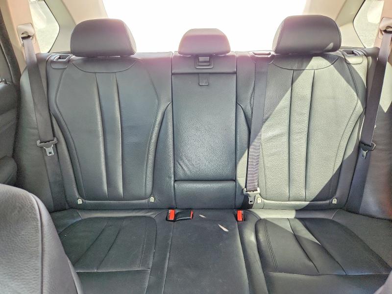 Фото 10 с аукциона – 2015 BMW X5 с VIN 5UXKR0C51F0K54281