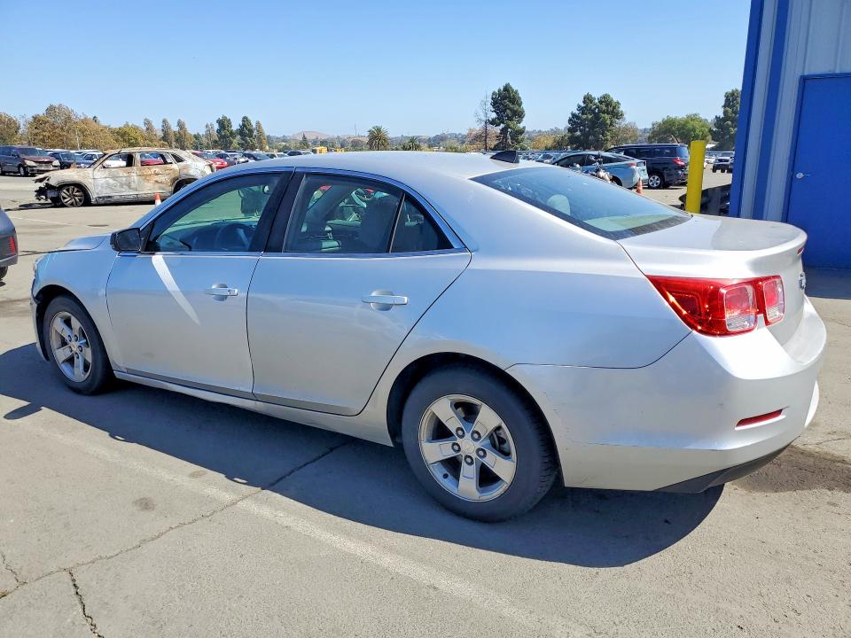Photo 2 from auction – 2014 CHEVROLET MALIBU with VIN 1G11B5SL2EF128966