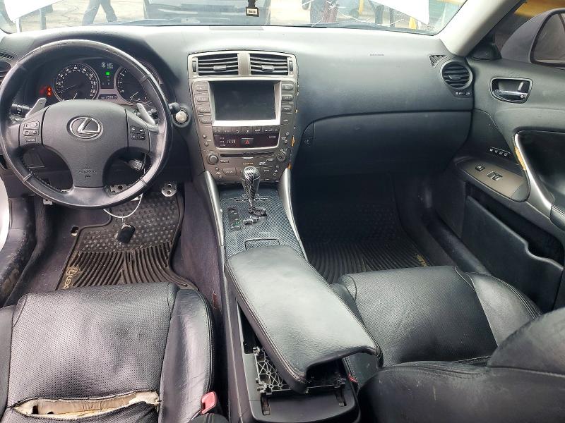 Photo 8 from auction – 2006 LEXUS IS with VIN JTHBE262765008685