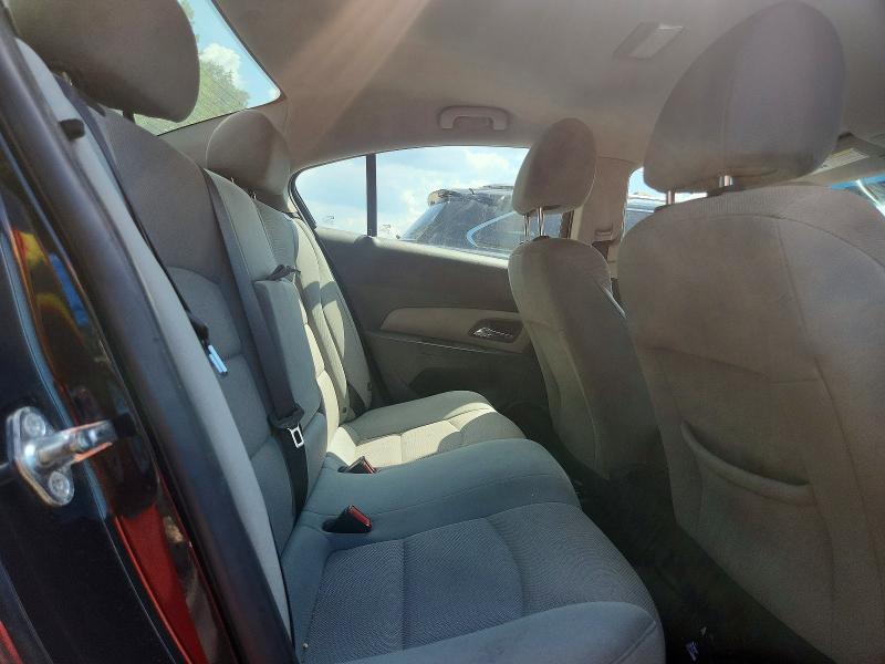 Photo 10 from auction – 2015 CHEVROLET CRUZE with VIN 1G1PC5SB4F7182716