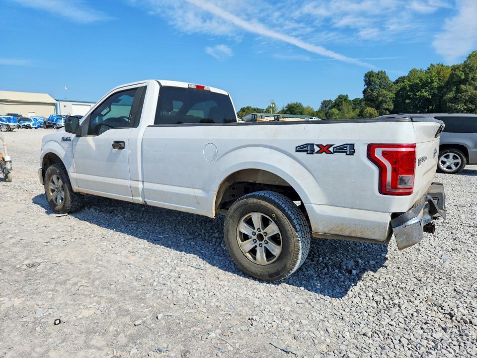 Снимка 2 от търг – 2015 FORD F150 с VIN 1FTMF1E85FKD00330