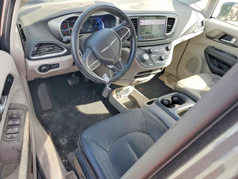 Photo 8 from auction – 2022 CHRYSLER PACIFICA with VIN 2C4RC1L78NR121482