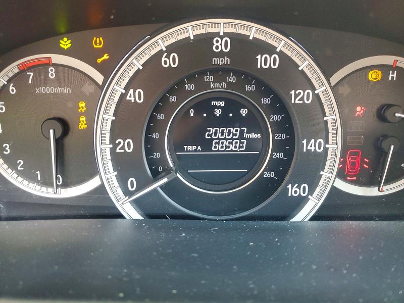 Снимка 9 от търг – 2017 HONDA ACCORD с VIN 1HGCR2F83HA101813