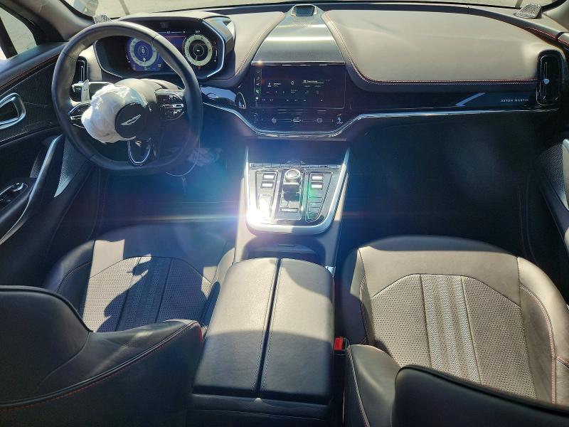 Zdjęcie 8 z aukcji – 2025 ASTON MARTIN DBX z VIN SD7VUJDW3STV11976