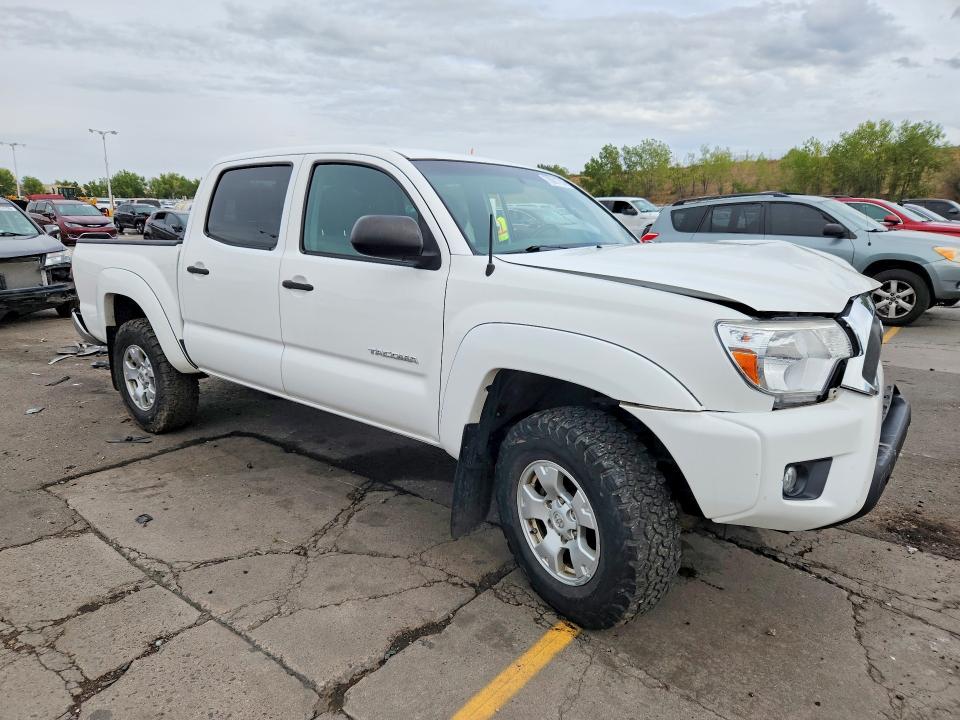 Photo 4 from auction – 2014 TOYOTA TACOMA with VIN 3TMLU4EN8EM159950
