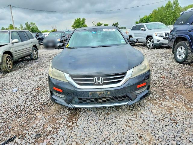Photo 5 from auction – 2013 HONDA ACCORD with VIN 1HGCR3F87DA004131