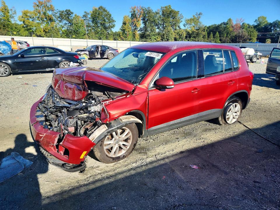 Снимка 1 от търг – 2014 VOLKSWAGEN TIGUAN с VIN WVGAV3AX7EW117741