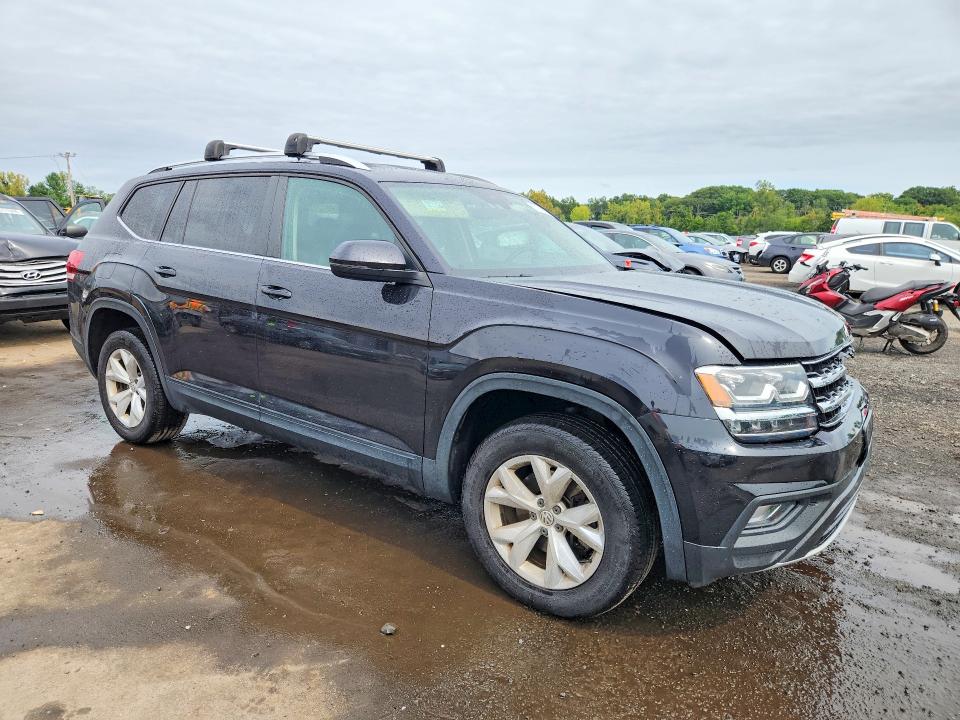 Снимка 4 от търг – 2018 VOLKSWAGEN ATLAS с VIN 1V2LR2CA8JC538141
