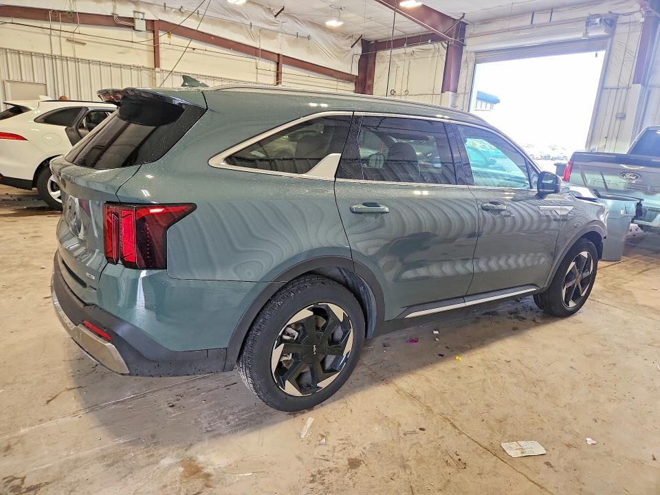 Foto 3 de la subasta – 2025 KIA SORENTO con VIN KNDRHDJG2S5427477