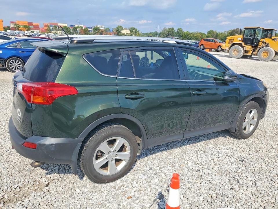 Zdjęcie 3 z aukcji – 2013 TOYOTA RAV4 z VIN JTMRFREV1DD046708