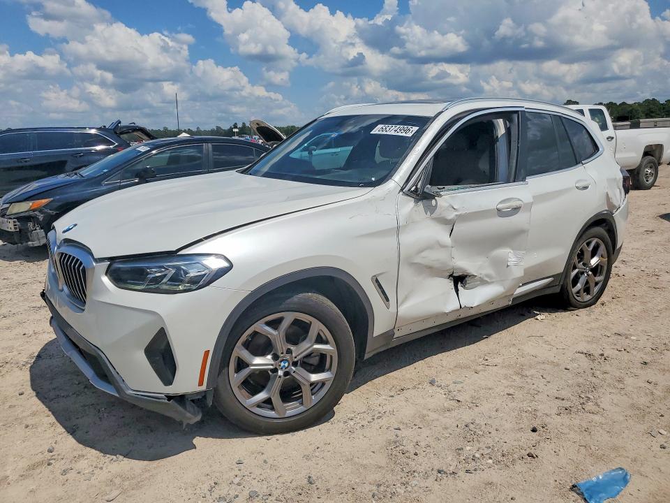 BMW X3 2024 with VIN 5UX43DP02R9W89858 - Photo from auction