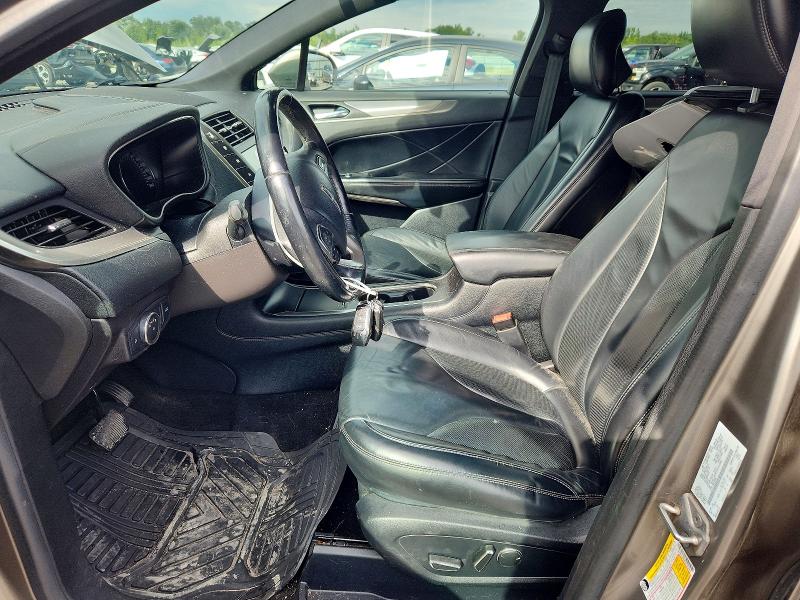 Photo 7 from auction – 2016 LINCOLN MKC with VIN 5LMCJ2D9XGUJ02884