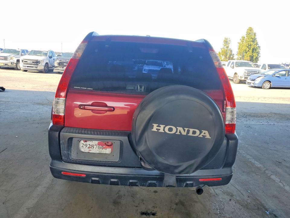 Photo 6 from auction – 2005 HONDA CR-V with VIN JHLRD78885C024604