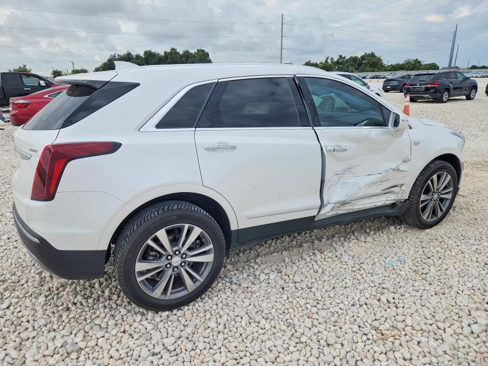 Снимка 3 от търг – 2020 CADILLAC XT5 с VIN 1GYKNCR46LZ170035