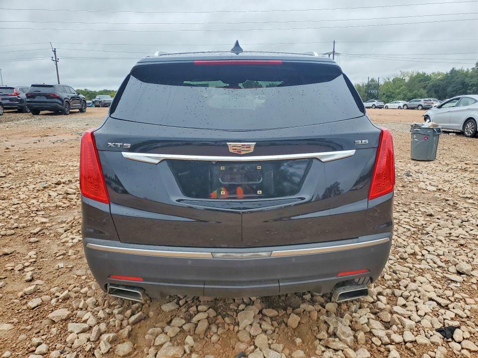 Photo 6 from auction – 2017 CADILLAC XT5 with VIN 1GYKNBRSXHZ100778