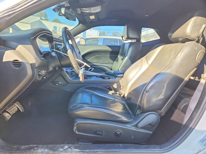 Photo 7 from auction – 2016 DODGE CHALLENGER with VIN 2C3CDZFJ1GH171338