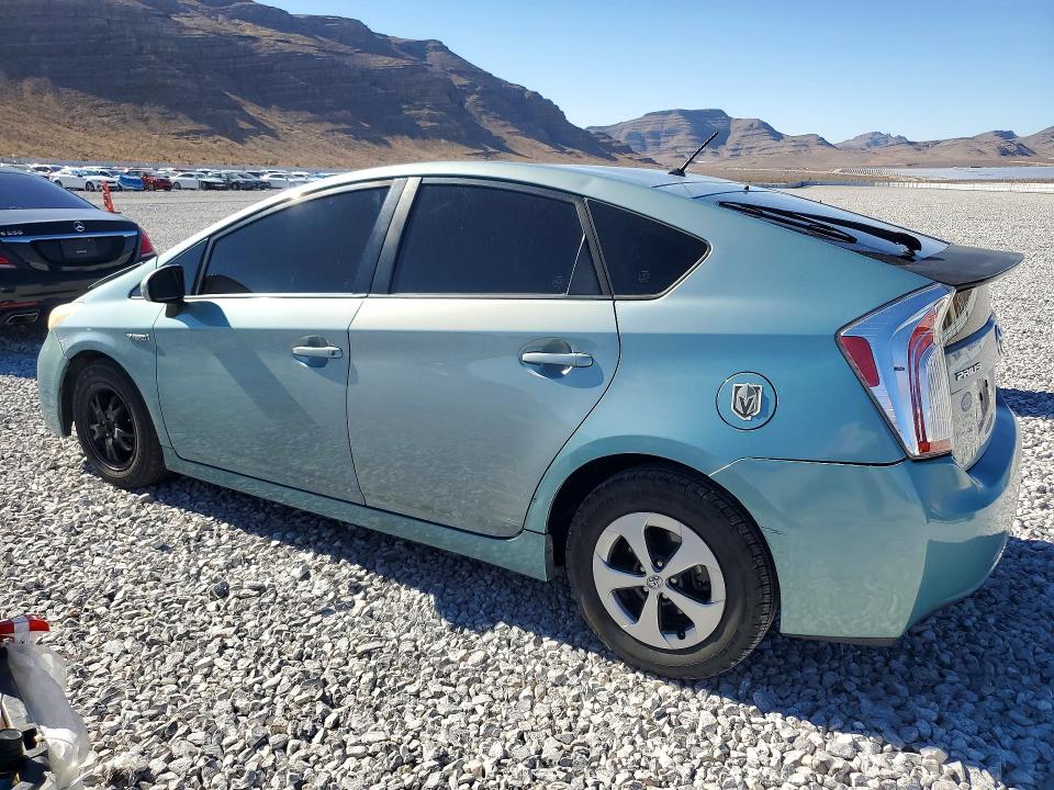 Photo 2 from auction – 2012 TOYOTA PRIUS with VIN JTDKN3DU0C1592443