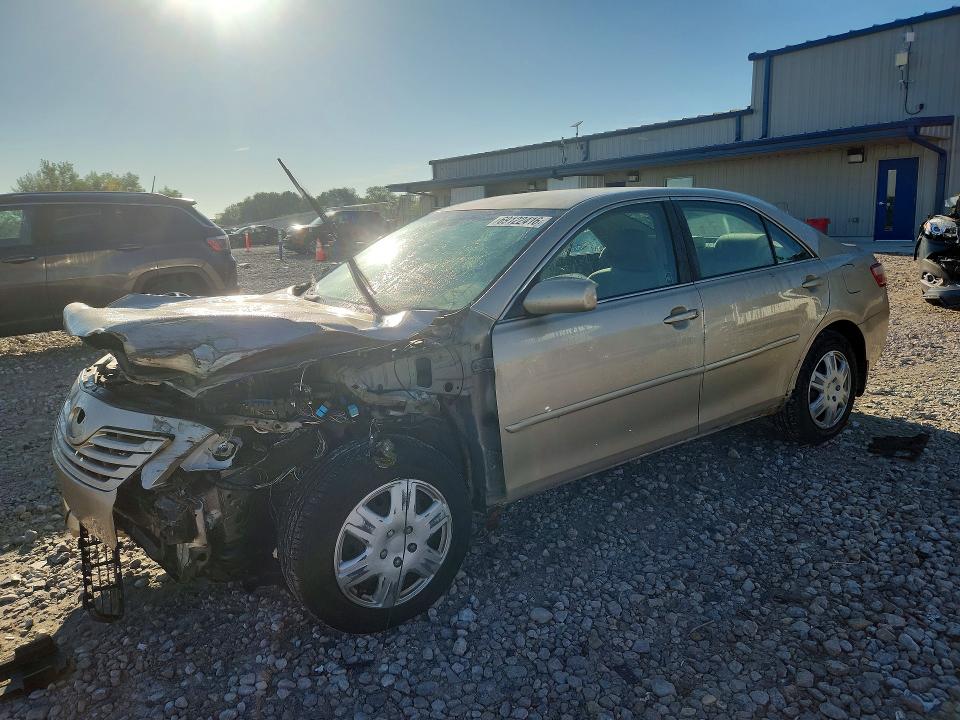Снимка 1 от търг – 2007 TOYOTA CAMRY с VIN 4T1BE46K67U506683
