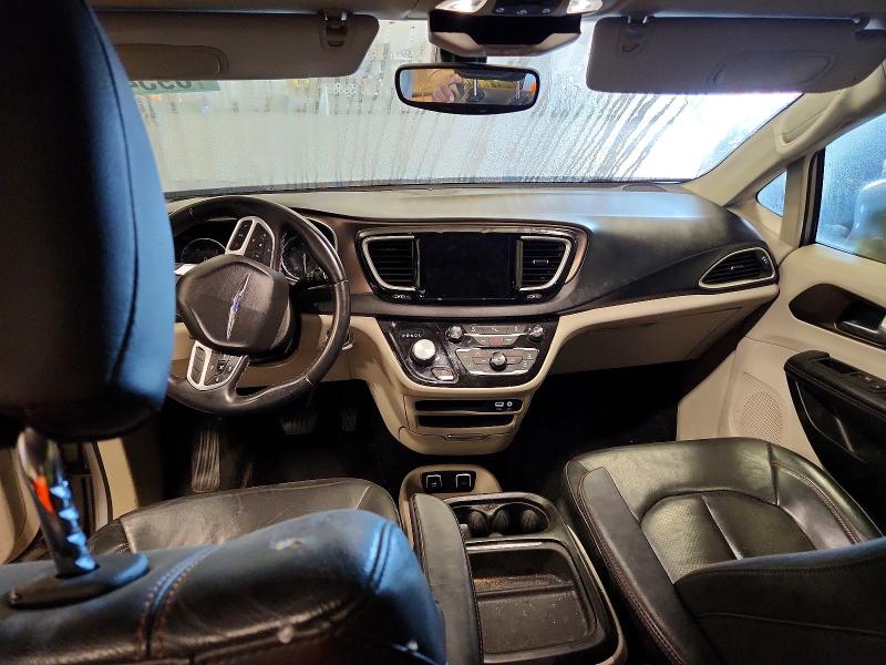 Photo 10 from auction – 2018 CHRYSLER PACIFICA with VIN 2C4RC1BGXJR270181
