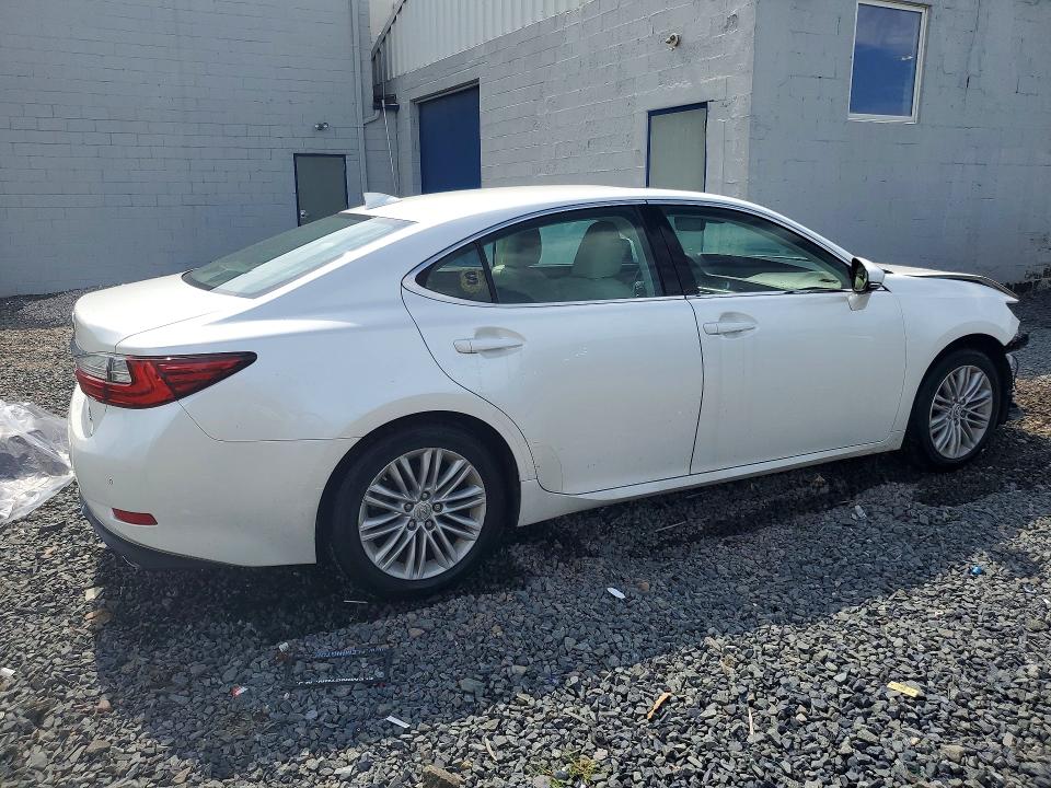 Photo 3 from auction – 2017 LEXUS ES with VIN 58ABK1GG1HU075522