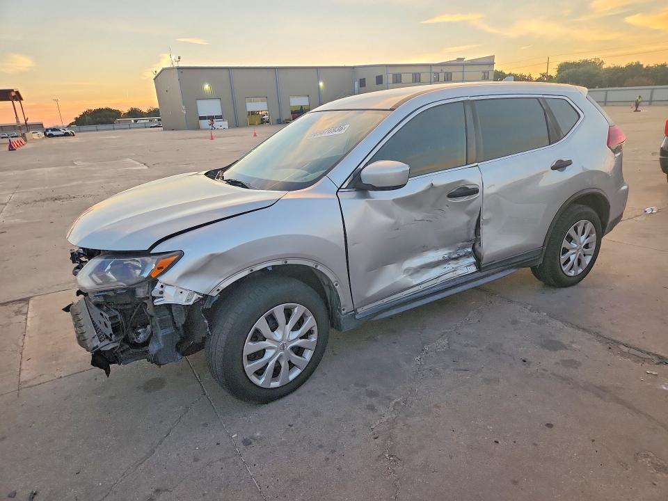 NISSAN ROGUE 2018 с VIN KNMAT2MT1JP546228 - Снимка от търг