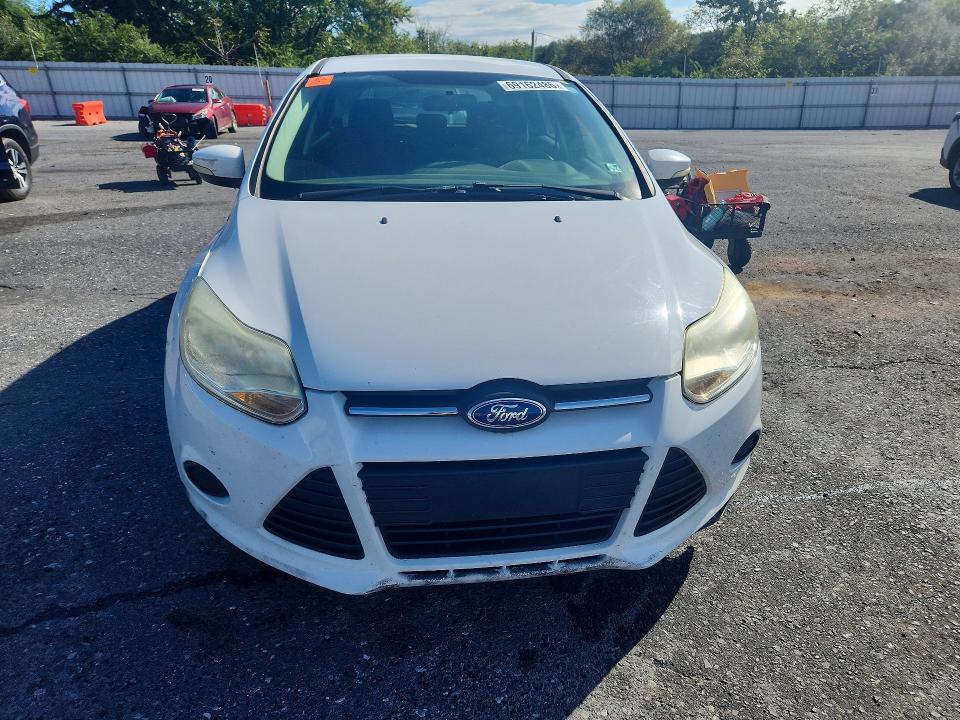 Снимка 5 от търг – 2014 FORD FOCUS с VIN 1FADP3K23EL177568
