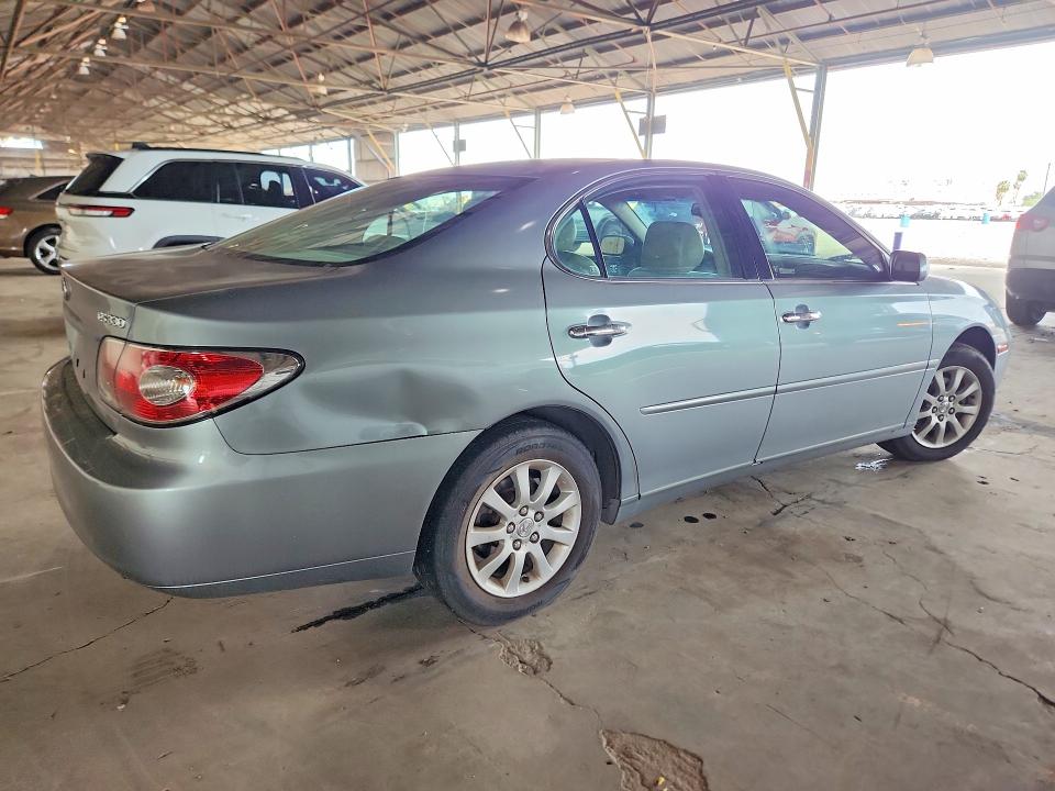 Zdjęcie 3 z aukcji – 2004 LEXUS ES z VIN JTHBA30G340009655