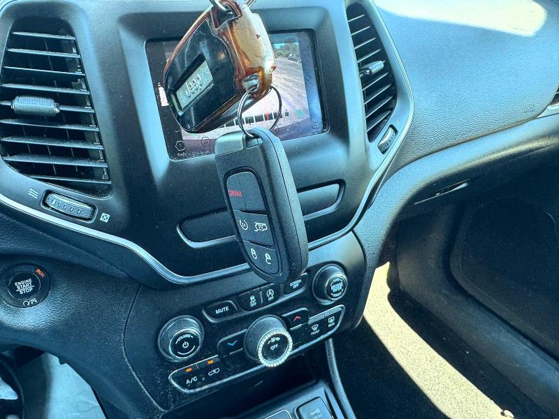 Zdjęcie 11 z aukcji – 2019 JEEP CHEROKEE z VIN 1C4PJMLB9KD182017