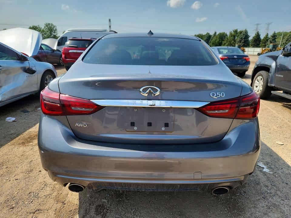 Photo 6 from auction – 2020 INFINITI Q50 with VIN JN1EV7AR0LM251372