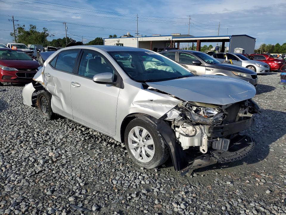 Снимка 4 от търг – 2015 TOYOTA COROLLA с VIN 5YFBURHE7FP307200