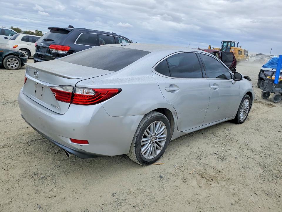 Photo 3 from auction – 2013 LEXUS ES with VIN JTHBK1GG4D2069892