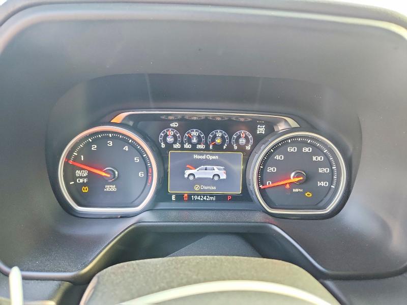 Photo 9 from auction – 2021 CHEVROLET SUBURBAN with VIN 1GNSKDKD4MR199461